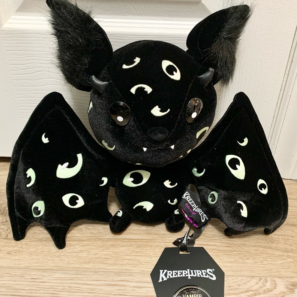 Kreeptures Vampir Vampeyes Plush Killstar GLOW IN THE DARK - NEW